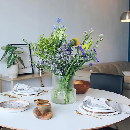 Sunny Apartment - Zuid Retreat 1Br Apartment Near Scheldt River Anversa