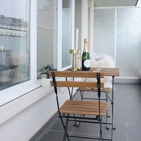 Appartamento Sunny Apartment - Zuid Retreat 1Br Apartment Near Scheldt River *